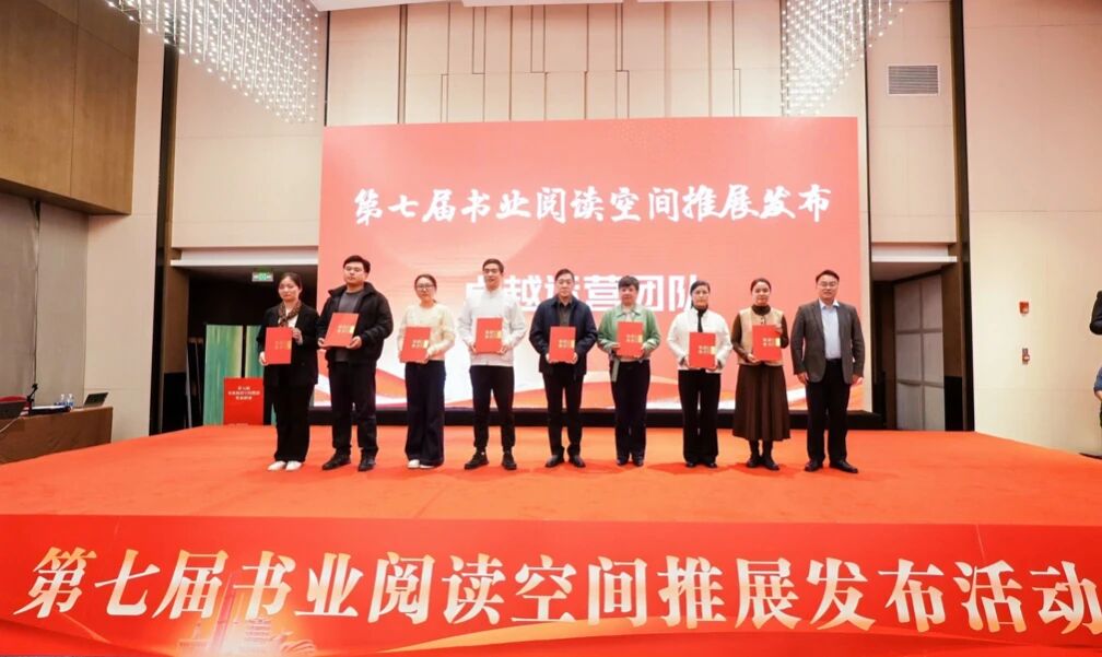 1763080238022013393.jpg 32.jpg